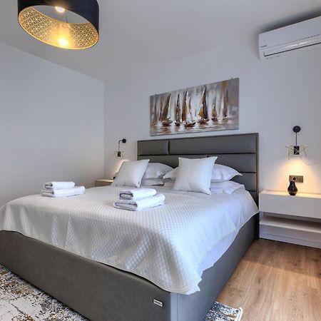 Apartment Marina - Nvg115 By Interhome Новиград Экстерьер фото
